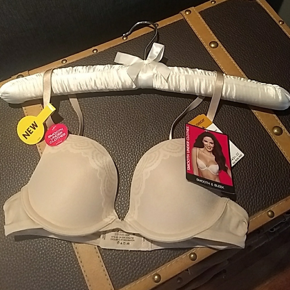 Lily of France 32A light brown bra